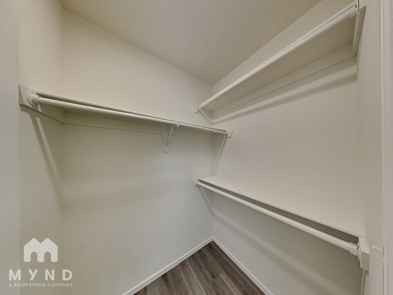 Building Photo - 3415 White Stallion Ct