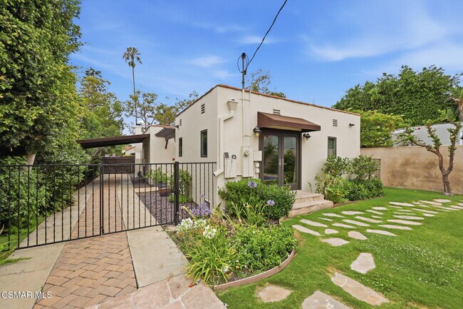 Building Photo - 732 N Alta Vista Blvd
