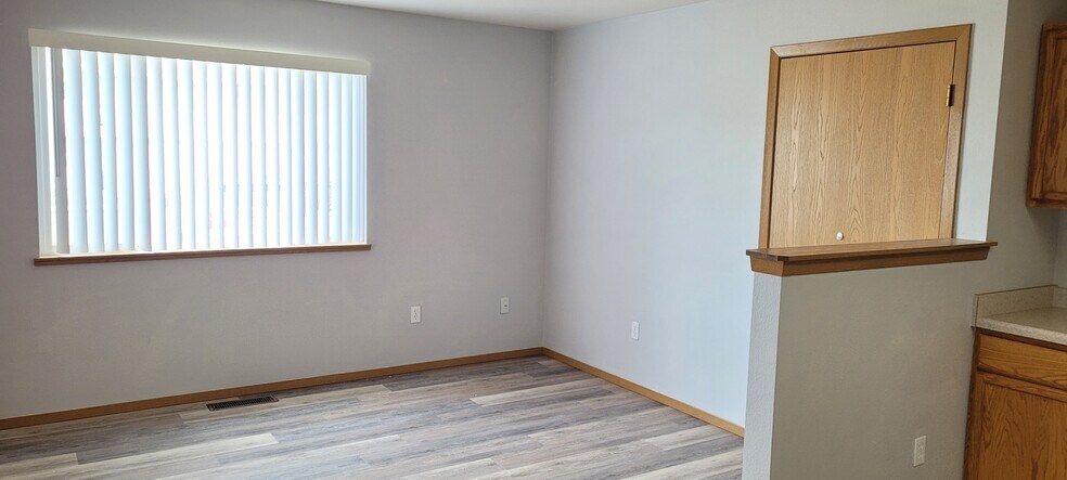 Building Photo - 7025 Freedom Ct