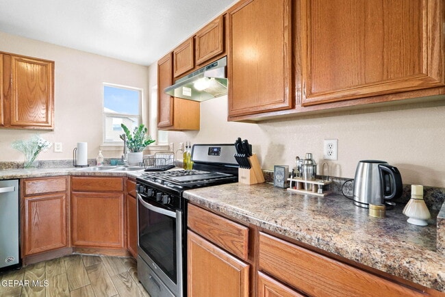 Building Photo - 12564 Paseo Alegre Dr