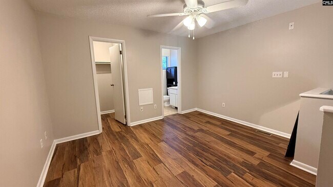 Building Photo - 405-B Harbison Blvd