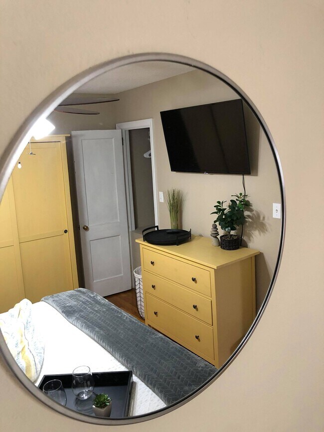 Building Photo - 487 Kentucky Ave