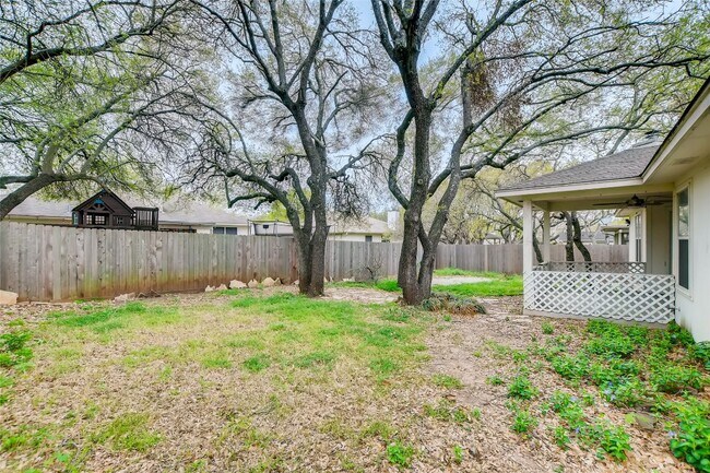 Building Photo - 1504 Julianas Way