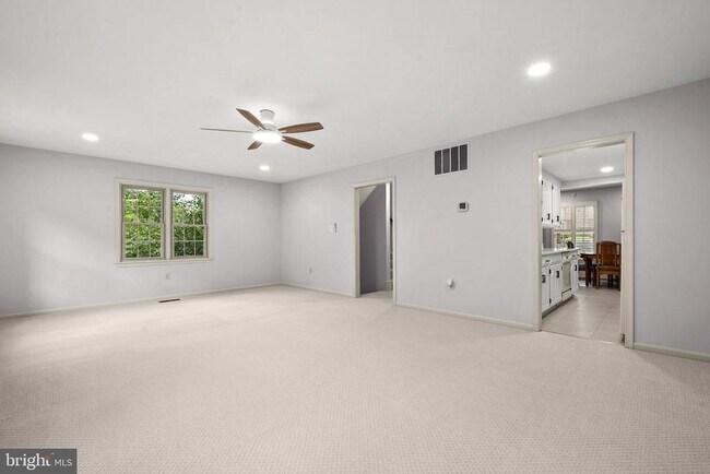 Building Photo - 6056 Morgan Ct