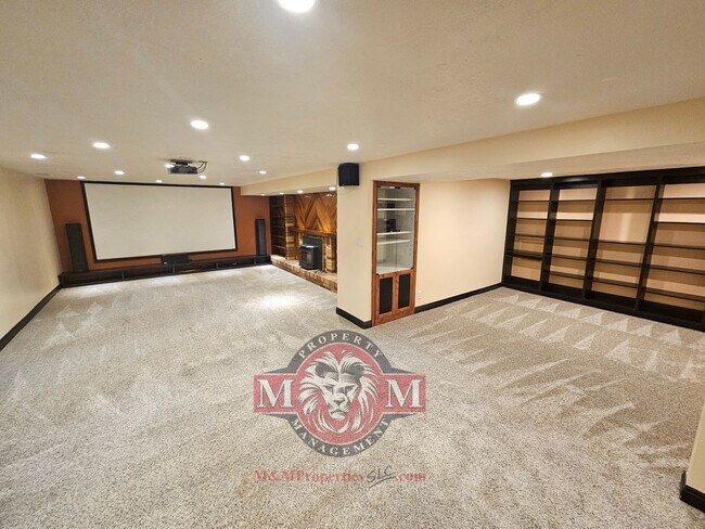 Building Photo - Spacious 5 Bd 3 Ba Home Cottonwood Heights