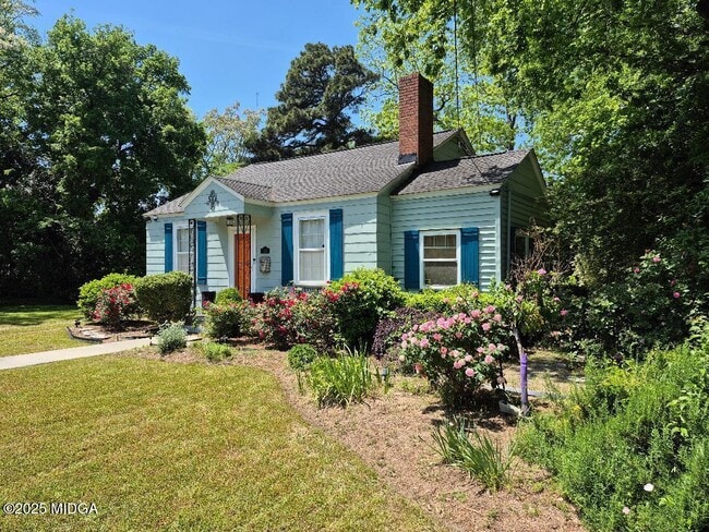 Building Photo - 145 Carolina