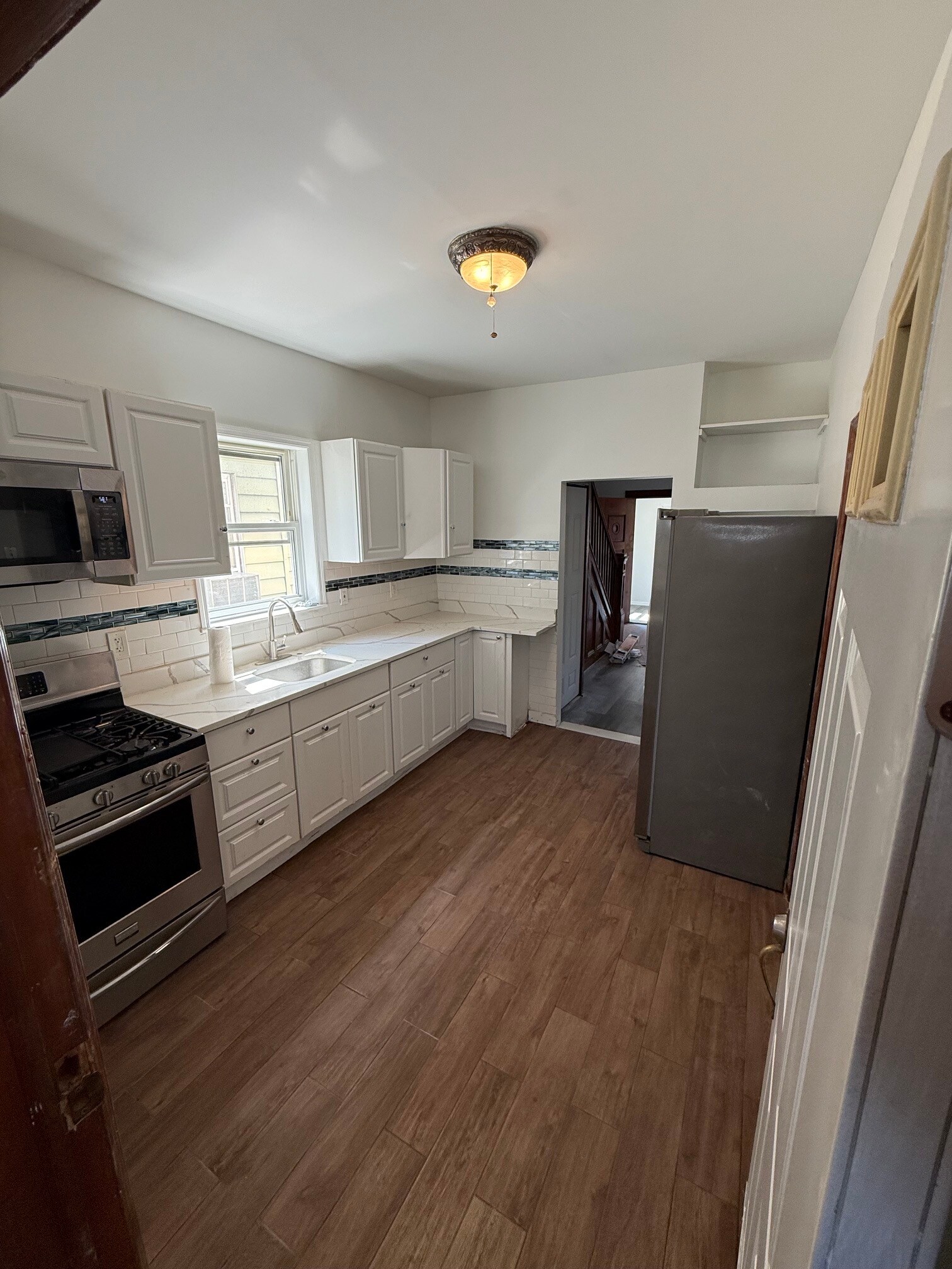 Kitchen - 1017 North Ave