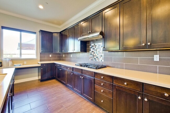 Building Photo - Gorgeous and Very Spacious Home - 3BR 2.5 BA in  San Jose - This is a MUST SEE!!!