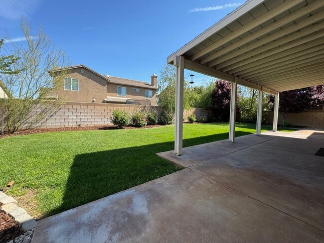 Building Photo - 3701 Pondera St