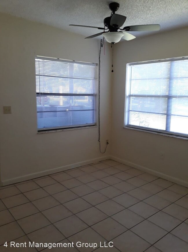 Building Photo - 2 br, 1 bath House - 611 S CR 419