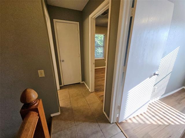 Building Photo - 3813 Waxwing Cir S