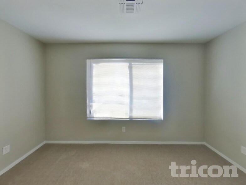 Building Photo - 8123 W Hammond Ln