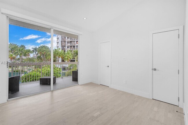 Building Photo - 21391 Marina Cove Cir