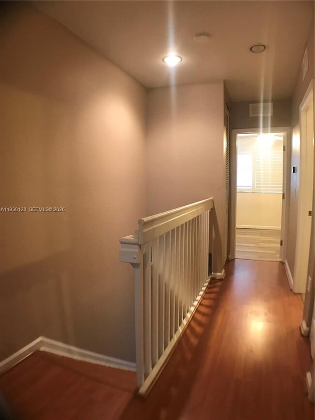 Building Photo - 8253 SW 29th St