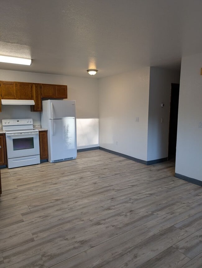 Building Photo - 236 Princess Dr