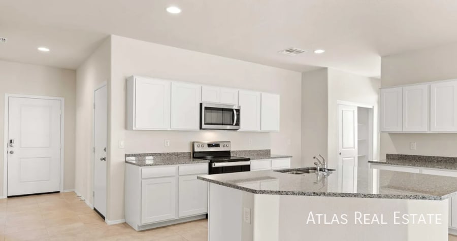 Building Photo - 1168 W Castle Ct