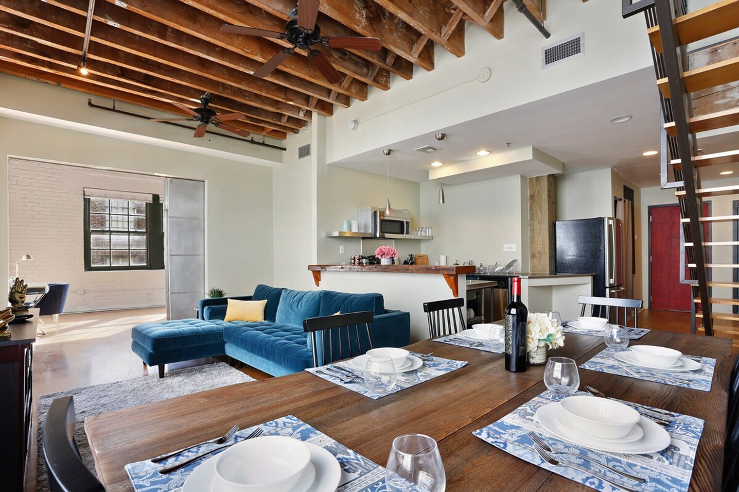 Building Photo - 1041 Constance St