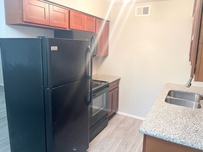 Interior Photo - Berridge 6