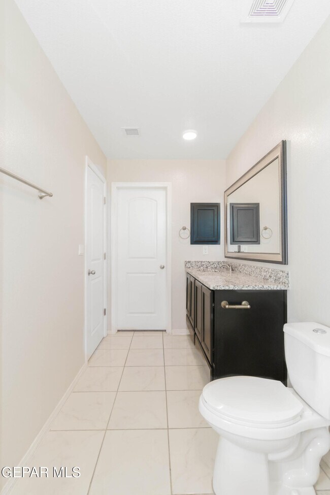 Building Photo - 14465 Mariam Hanna St