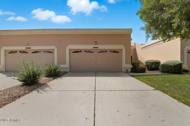 Building Photo - 19412 N 85th Dr