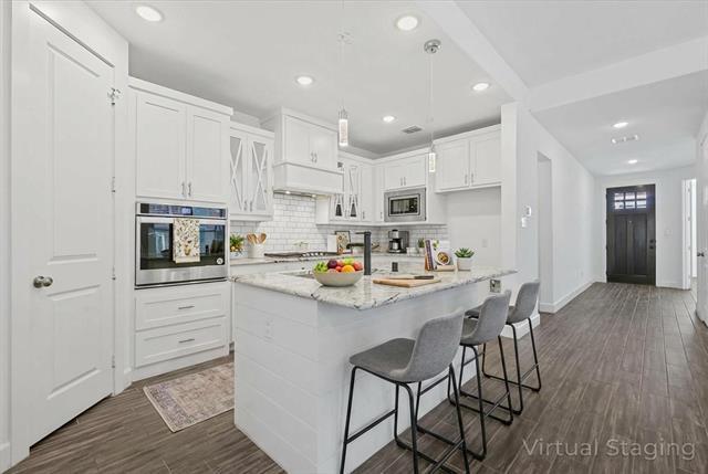 Building Photo - 1004 Rebecca Dr