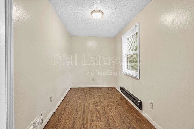 Building Photo - 508 New York St