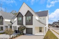 Building Photo - 609 Lake Shelf Dr