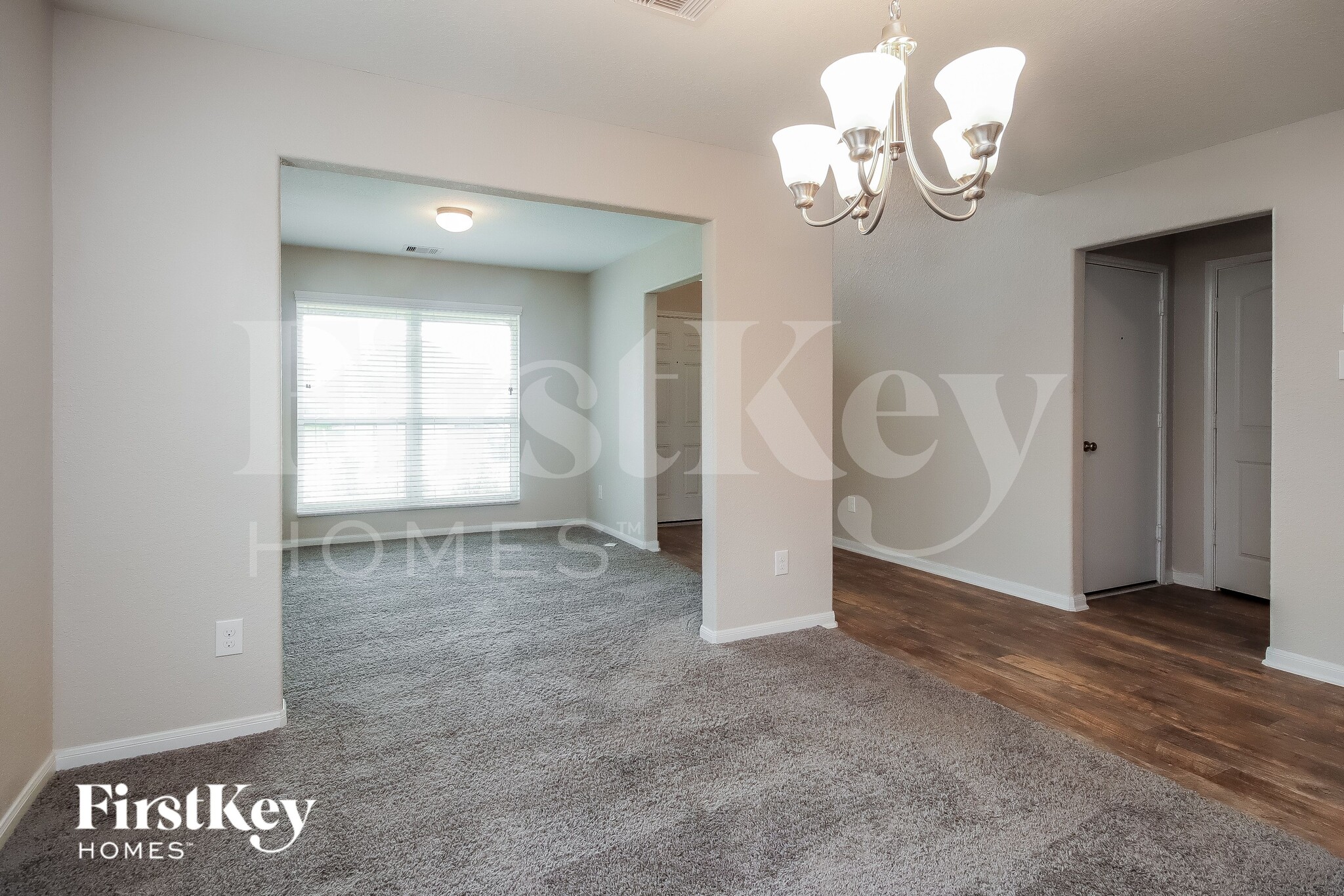 Building Photo - 1023 Ranch Oak Dr