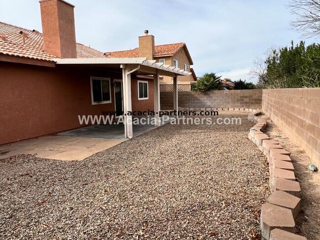 Building Photo - Hacienda Del Oro Four Bedroom/Two Bath