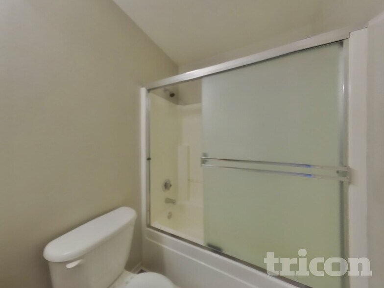 Building Photo - 9970 Brightridge Dr