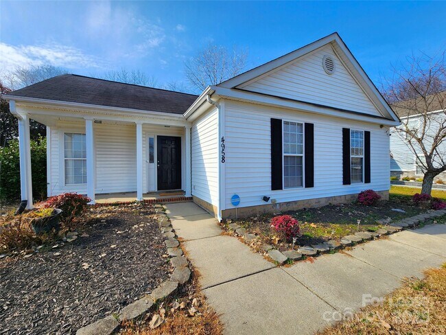 Building Photo - 4958 Astonshire Ln