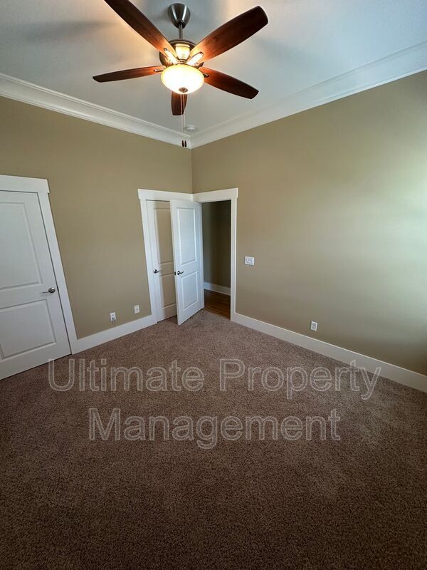 Building Photo - 2021 Simmerman Way