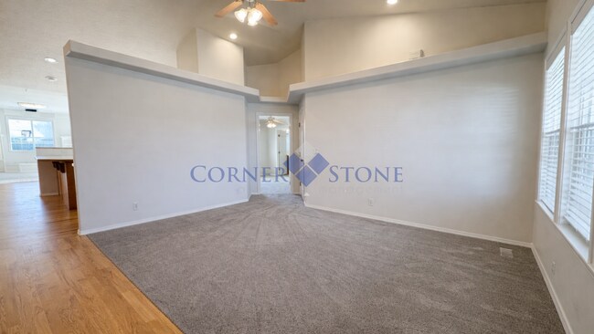 Building Photo - Bright, Open Home in Meridian!