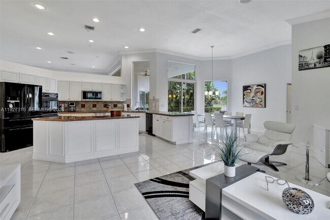 Building Photo - 2922 Medinah