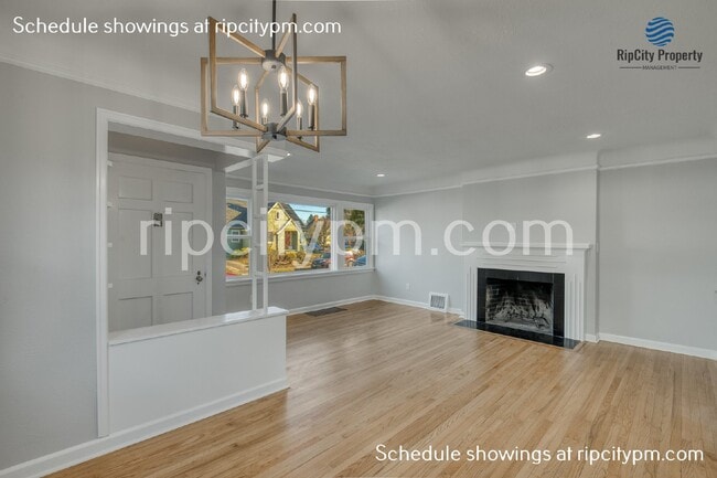 Building Photo - 2521 SE 64th Ave