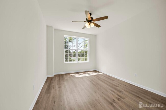 Building Photo - 228 Park Ln