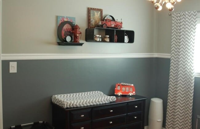 Building Photo - 1324 E Rose Ave