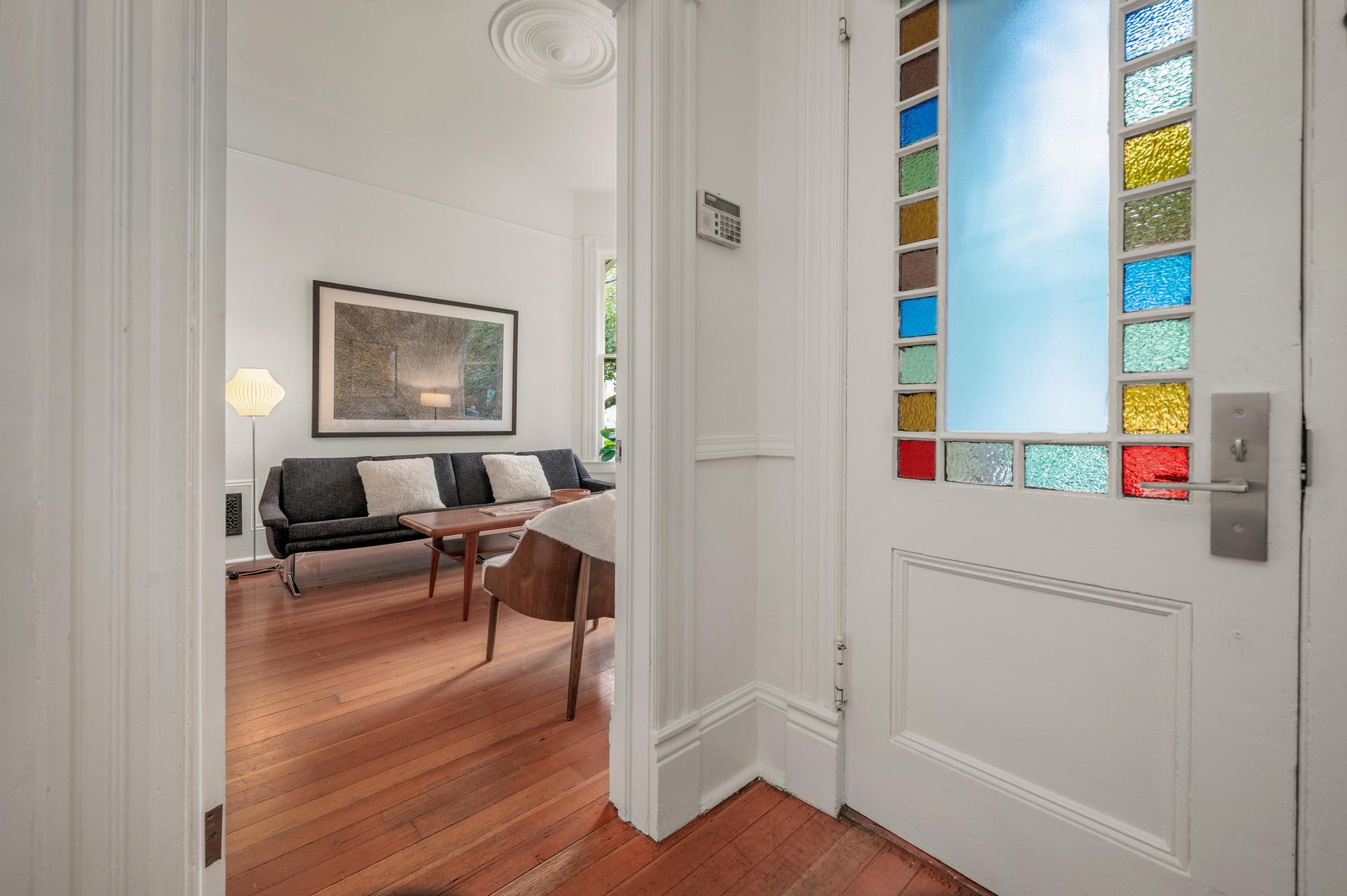 Building Photo - 1720 NW Hoyt St