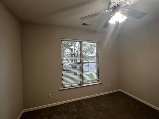 Building Photo - Coming Soon- Available August 3, 2025. Moody’s Avalon Subdivision 3 BR / 2  Bath