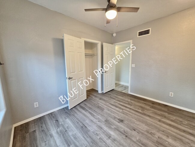 Building Photo - 8340 E Fond Du Lac Dr