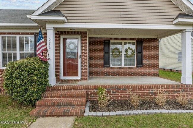 Building Photo - 8246 English Saddle Dr