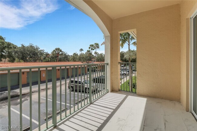Building Photo - 1210 Wildwood Lakes Blvd