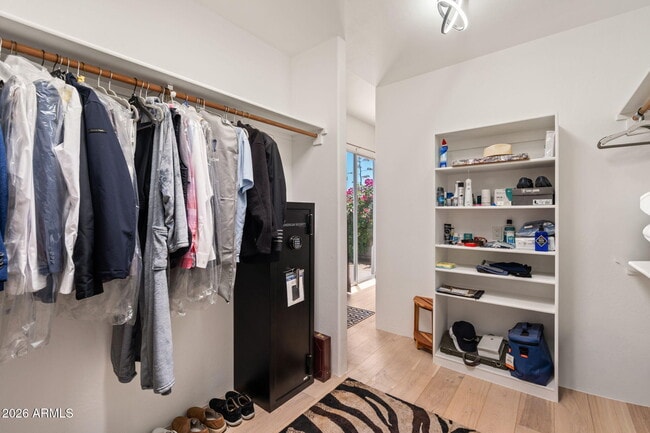 Building Photo - 25810 N Abajo Dr