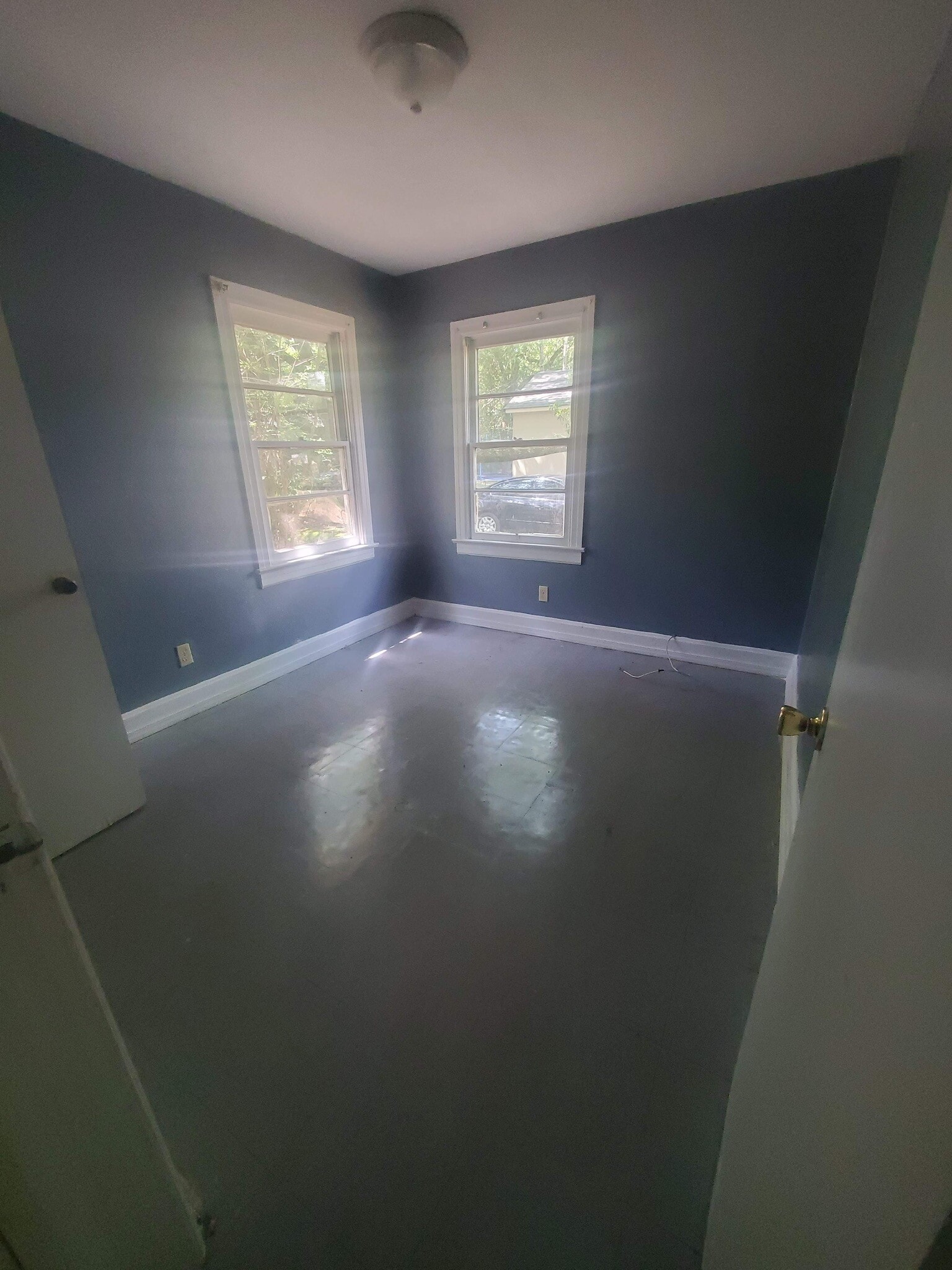 Building Photo - 2926 N 7th Ave