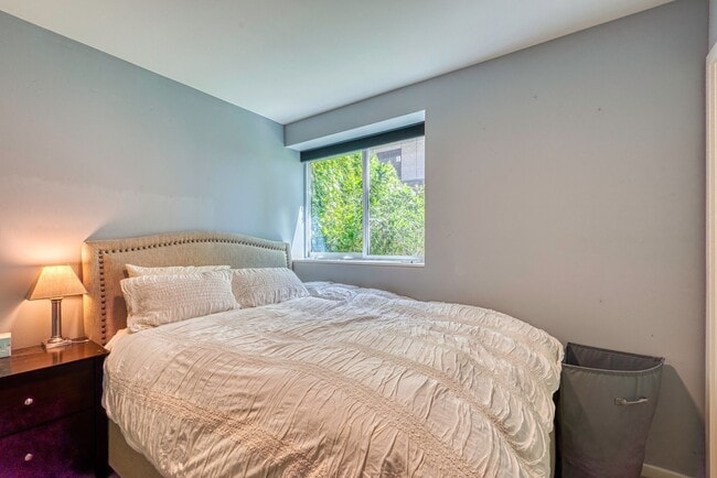 Building Photo - Fremont Townhome