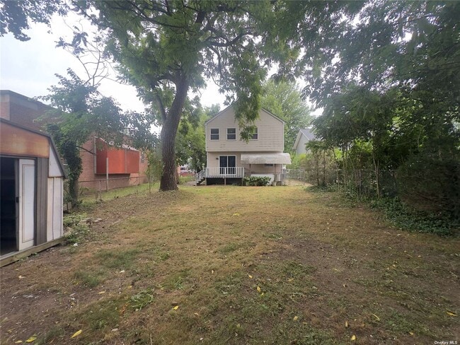 Building Photo - 26 Adams St