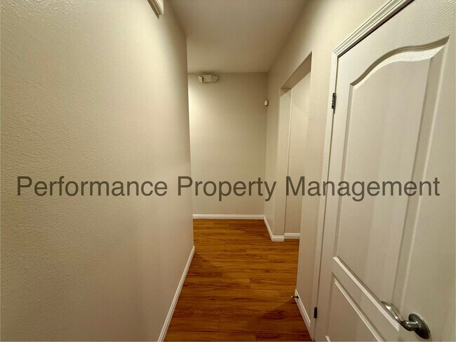 Building Photo - Stunning 4 Bed/3 Bath SW Bakersfield Home w/ Solar, RBP & $0 Deposit Option