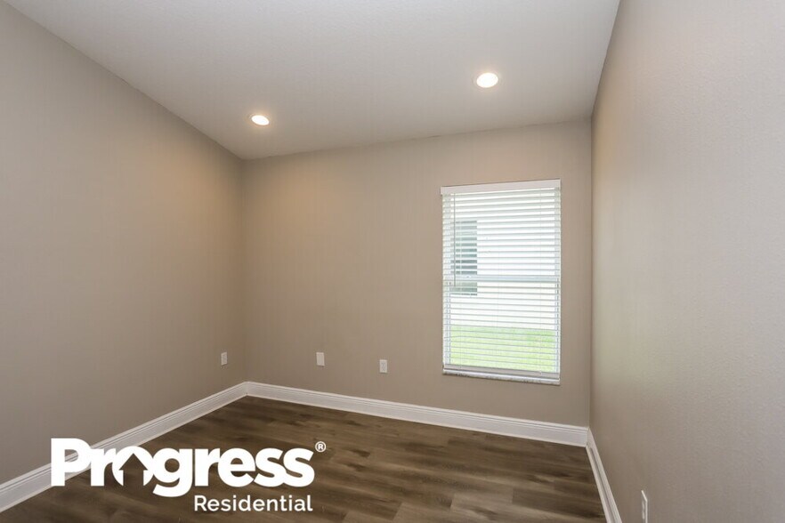 Building Photo - 11560 Weston Course Loop