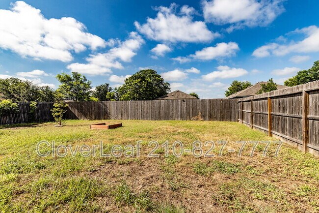 Building Photo - 5806 Machaela Trace