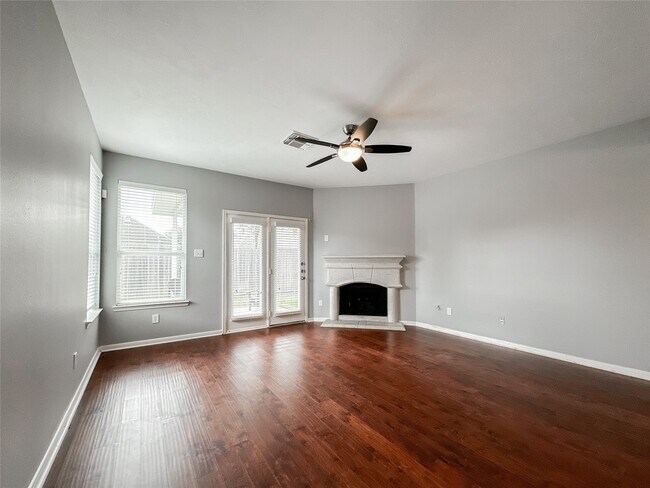 Building Photo - 6810 Summer Bridge Ln